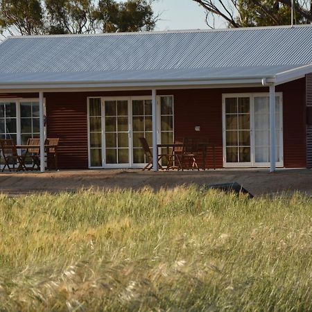 Mary'S Farm Cottages Kukerin Esterno foto