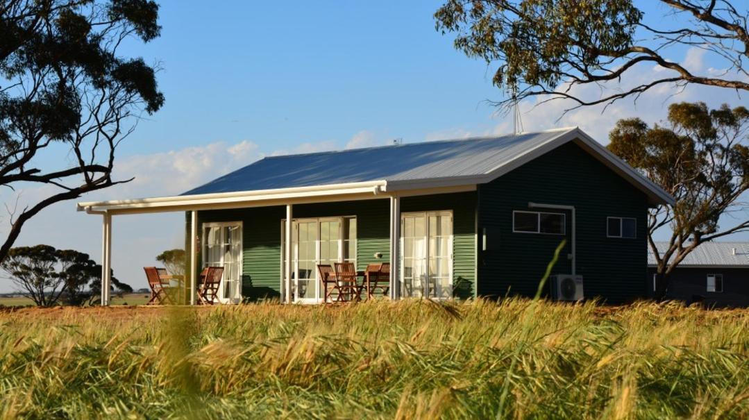 Mary'S Farm Cottages Kukerin Esterno foto